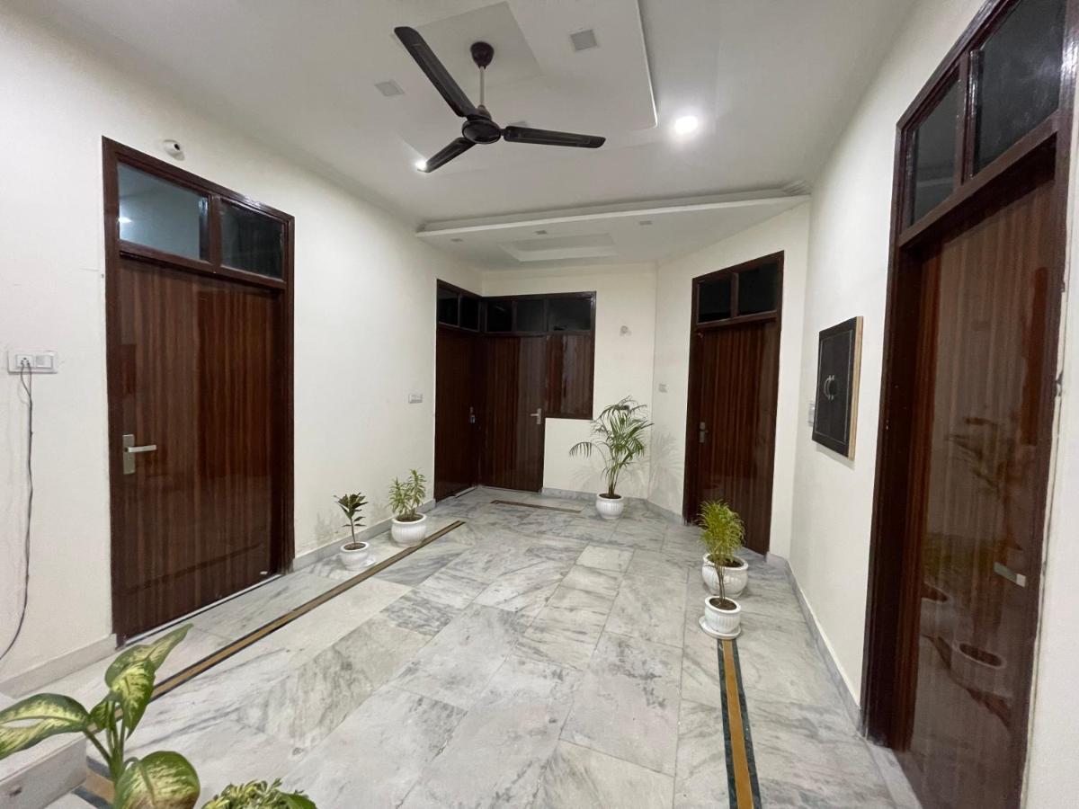 Homestay Comforts 500M From Amritsar Airport エクステリア 写真